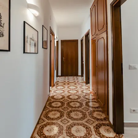 Archimede Lounge